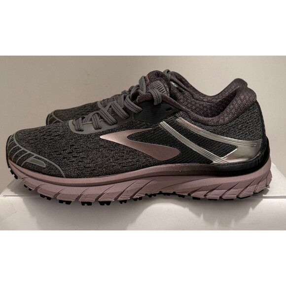 Brooks Women’s Size 6.5B - Picture 1 of 9
